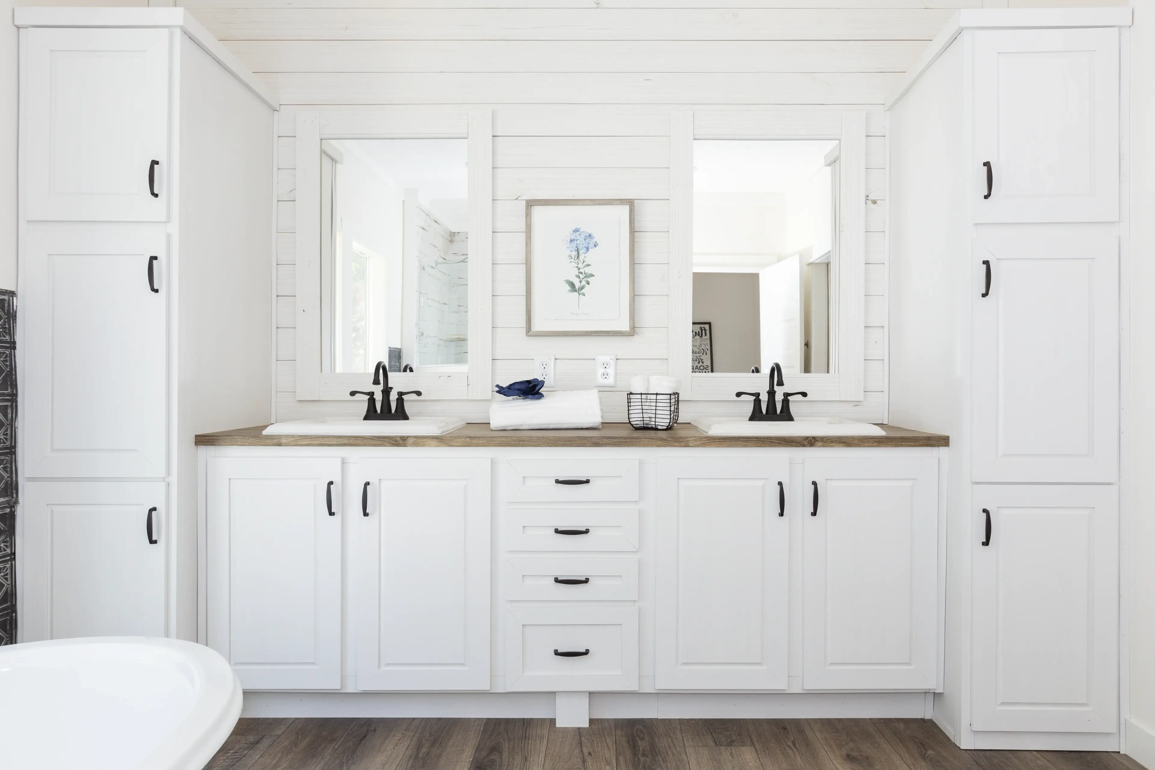 Southern Belle image